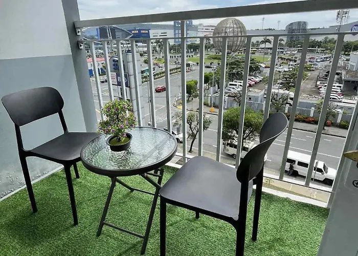 1 Bedroom Moa View *
